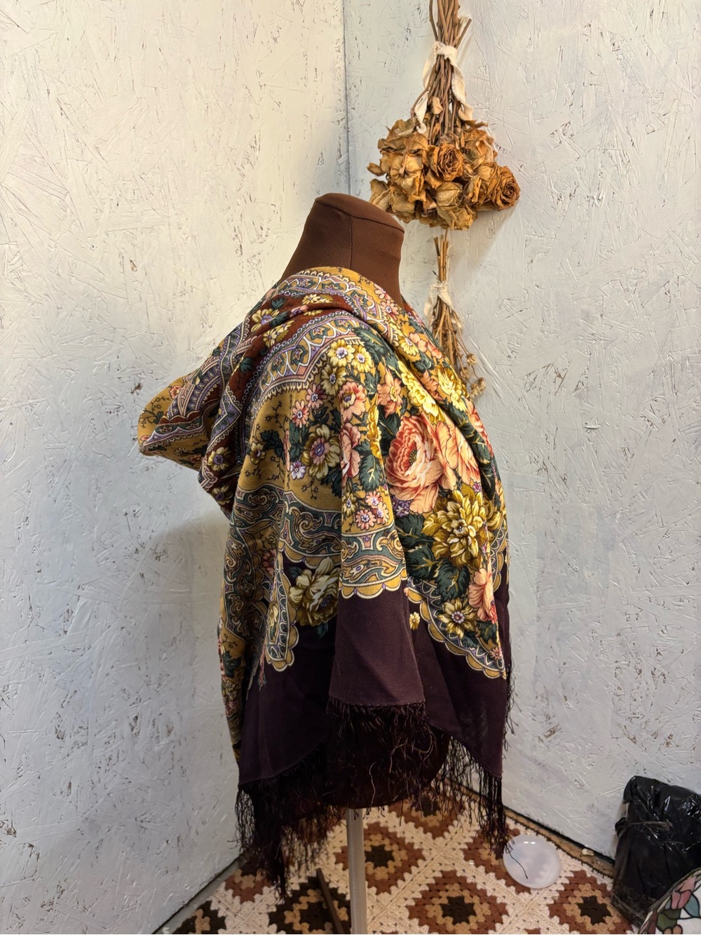 Vintage Huge Floral Fringe Brown Pink Scarf Shawl - Picture 2 of 5